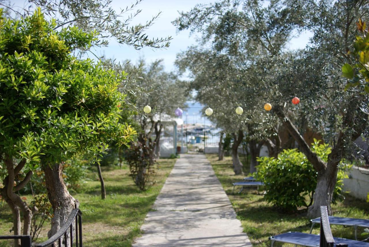 Seaside Resort Kritharia  Exterior photo